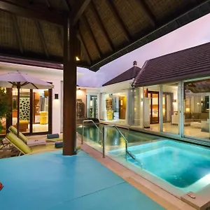 villa-ava.ubudhotelsnow.com/